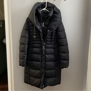 BNWT Tahari Casey Hooded Puffer Coat